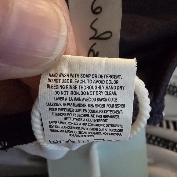 NWT Cupshe Women's One Piece Navy Plunging Neckline And Back White Inlay Small - Picture 11 of 12